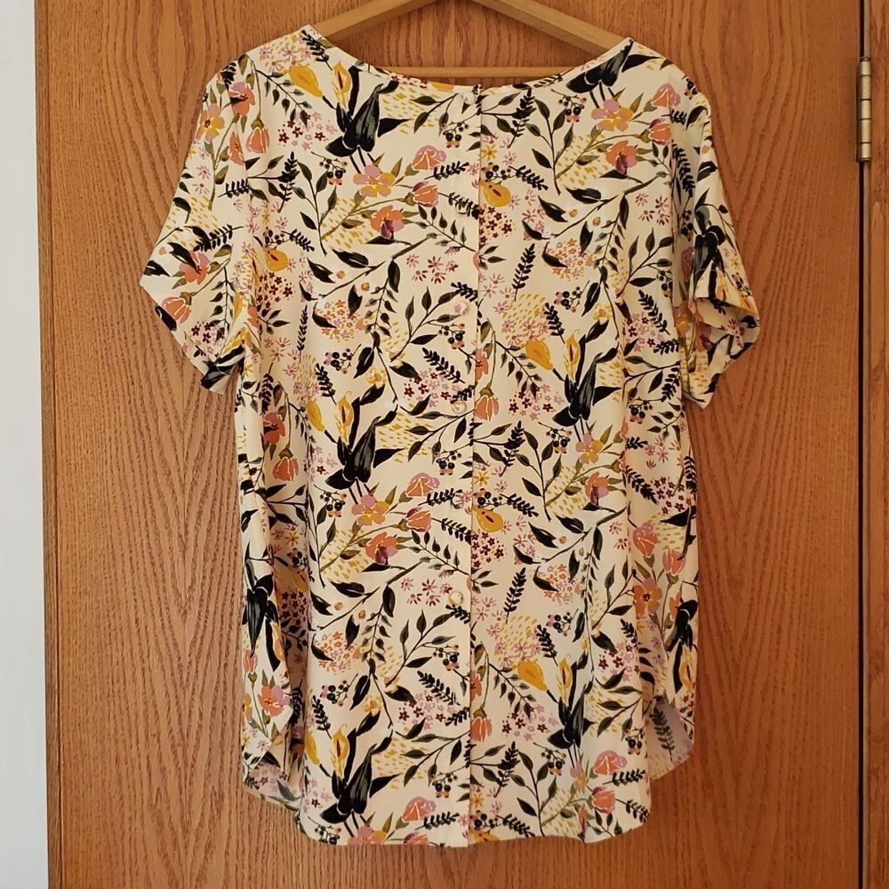 💐NWOT Ava & Viv Cream Colored Floral Flowy Top Sz 1X - Picture 2 of 6